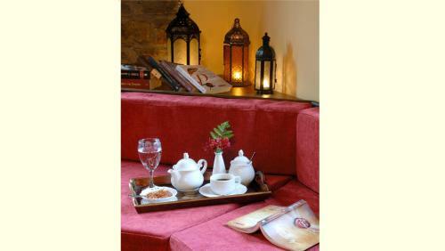 Hostal Adrasteia Guesthouse