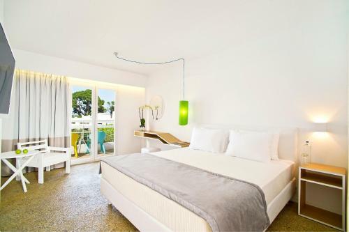 Hotel Marathon Beach Resort