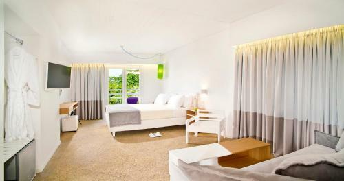 Hotel Marathon Beach Resort