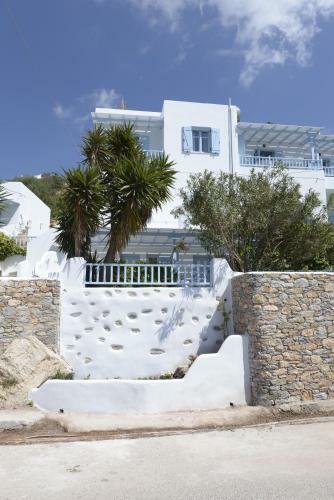 Hostal The Big Blue