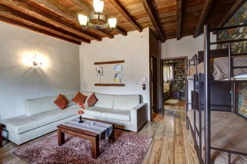 Apartamentos Remos Villas