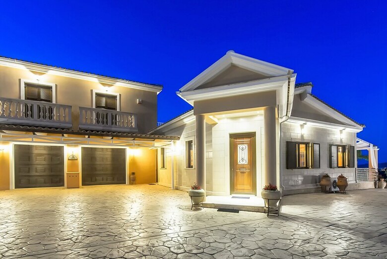 Palm Luxury Villa