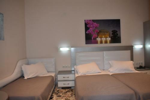 Marinis Boutique Aparthotel