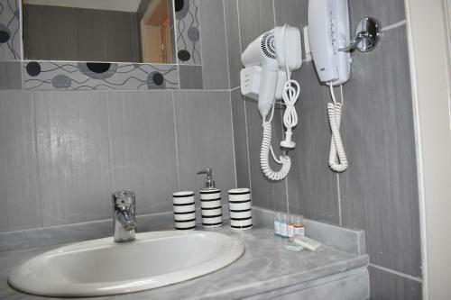 Marinis Boutique Aparthotel