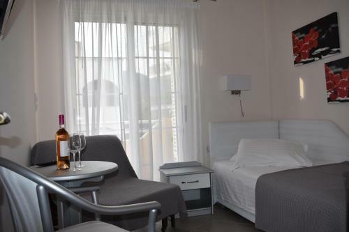 Marinis Boutique Aparthotel
