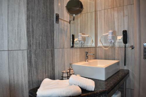 Marinis Boutique Aparthotel