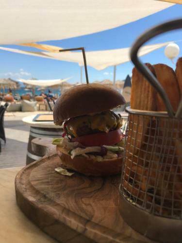 Marinis Boutique Aparthotel