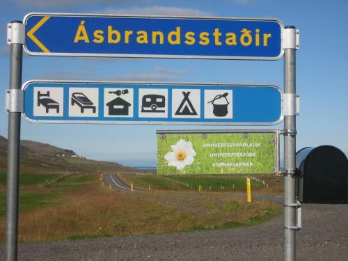 �sbrandsstadir Cottage