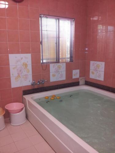 Bed & Breakfast Orange Pension