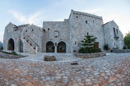 Xemoni Hotel