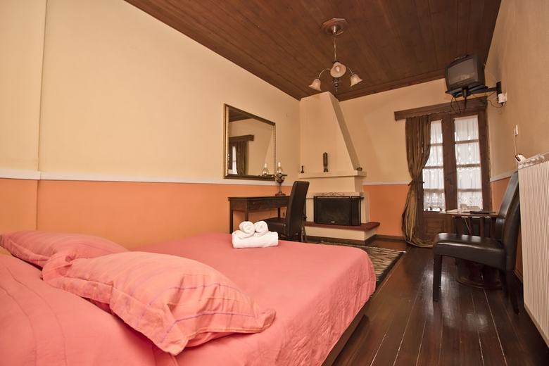 Pliades Hotel