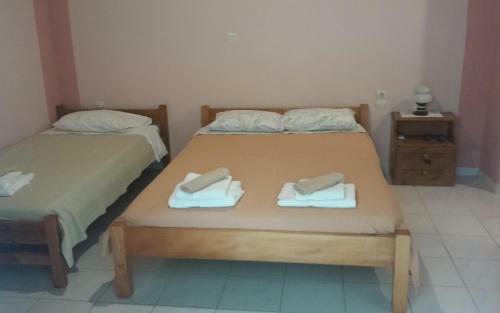Hostal Chryspy Toulatos Studios
