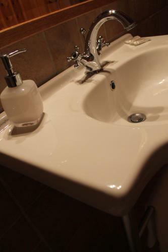Hostal Guesthouse Karahalios