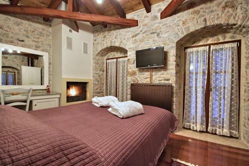 Hostal Petrinos Pyrgos