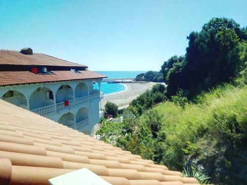 Golden Beach Hotel