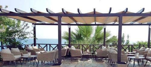 Golden Beach Hotel