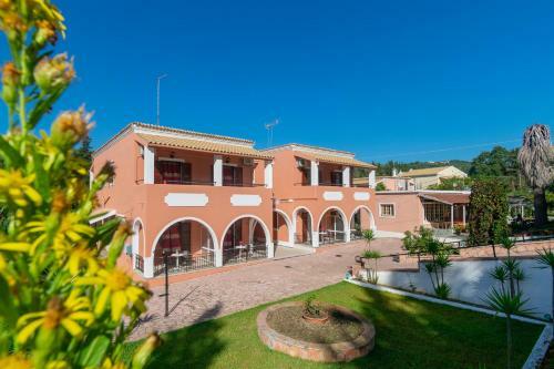 Fondas Apartments