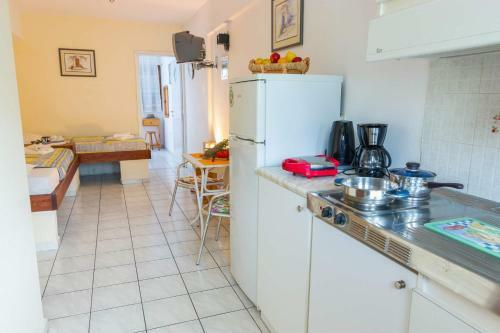 Stathopoulos Apartments