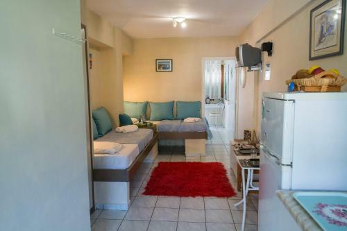 Stathopoulos Apartments