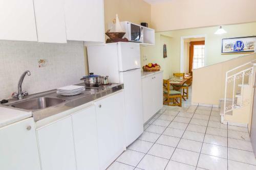 Stathopoulos Apartments