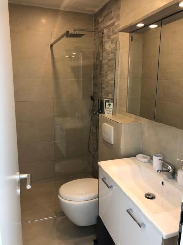 Hostal Enjoyit Rooms