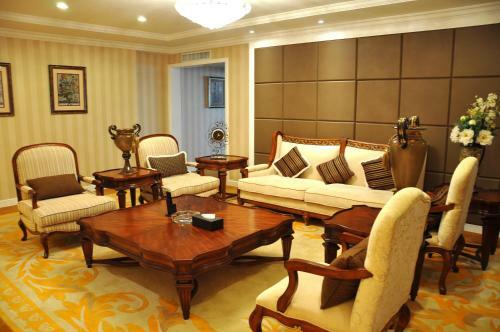 Phoenix Hotel Shaoguan
