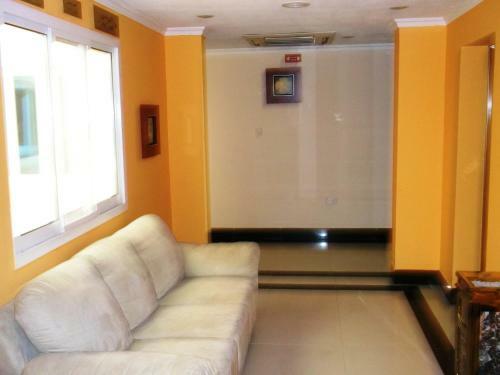 Al Thuriah Hotel Apartment
