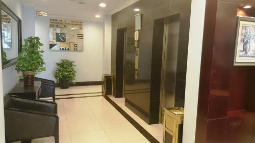 Al Thuriah Hotel Apartment