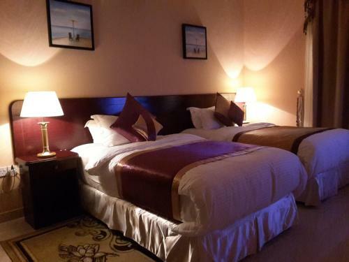 Royal Gardens Hotel