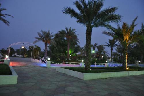 Royal Gardens Hotel