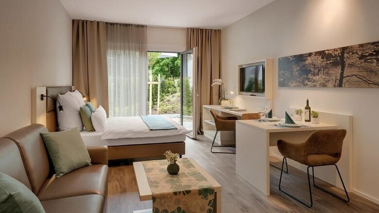 Amper Art Hotel