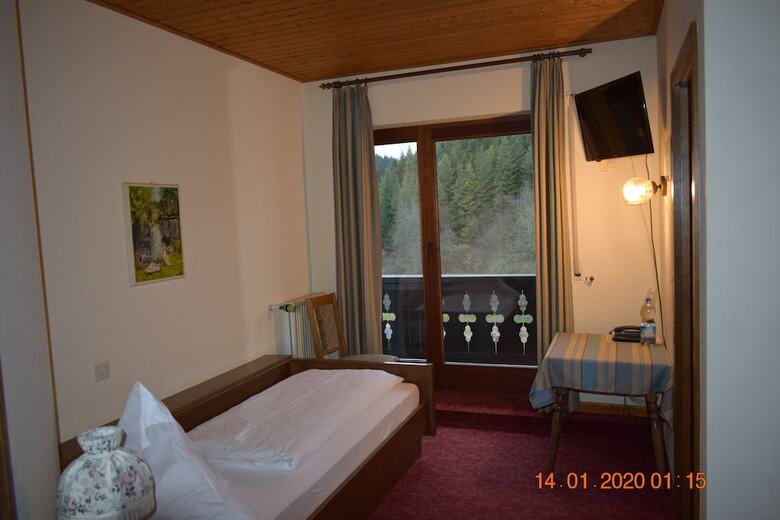 Waldhotel