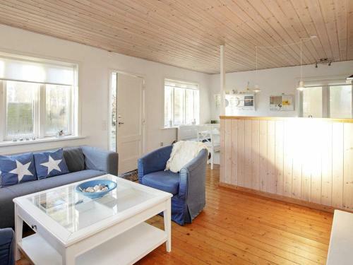 Holiday Home L�s�