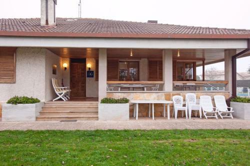 Hostel El Jardin De Muruzabal