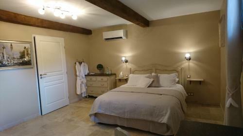 Hostal Le Clos Du C�dre