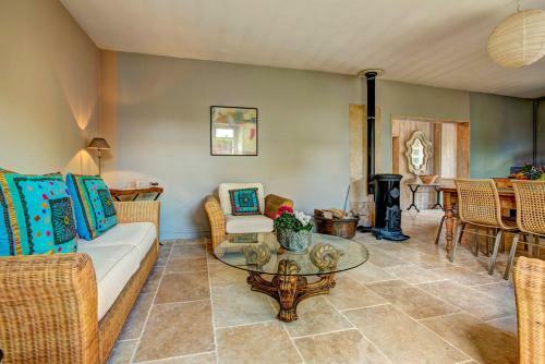 Larroque-sur-l'osse Villa Sleeps 14 Pool Wifi