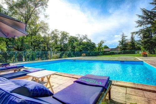 Larroque-sur-l'osse Villa Sleeps 14 Pool Wifi