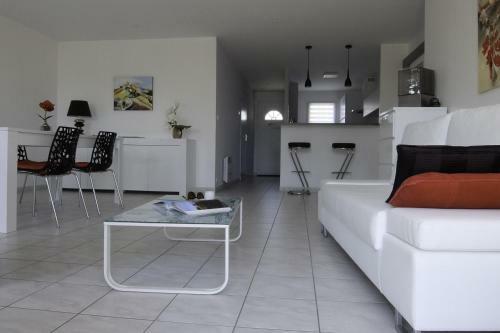 Home Black & White