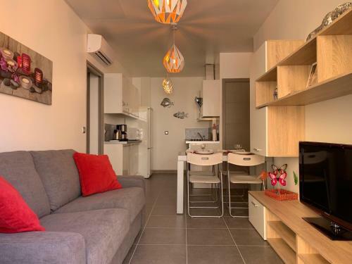 Apartamento Le Clos Fleuri ? N�9 La Perle Du Lavandou