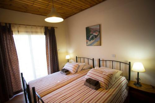 Hostal George Houses