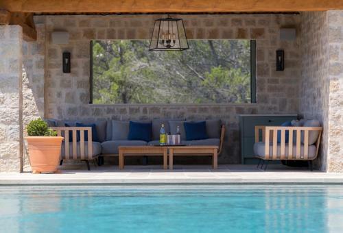 Montauroux Villa Sleeps 14 Pool Air Con Wifi