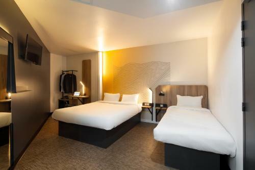 Hotel B&B H�tel Nanterre Rueil-malmaison
