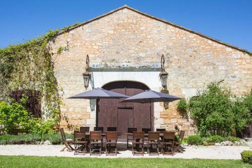 Agroturismo Sers Chateau Sleeps 19 Pool Wifi