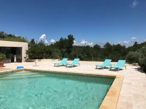 Hostal Chut ! C'est Ici