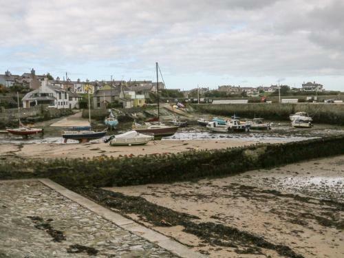 Cable House, Cemaes Bay