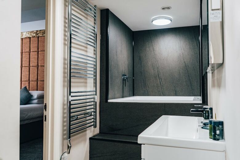 Hotel Goldings Public House & Rooms