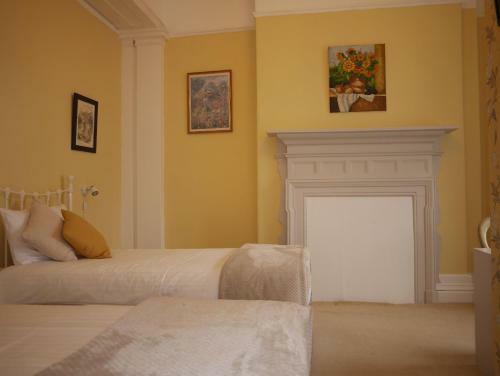 Bed & Breakfast Culloden House