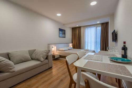 Apartamento Gudauri, Loft 2, Redco