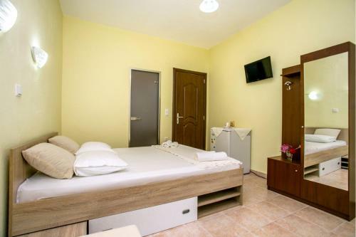 Hostal Villa Elista