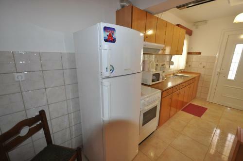 Kiriakos Holiday Home